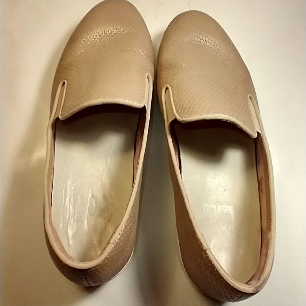 FitFlop Superskate Lizard Print Slip On Loafers Women's sz 9.